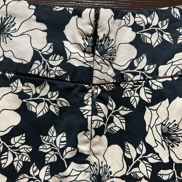 Gap Midi Floral Print Women’s Skirt. - Picture 2 of 5